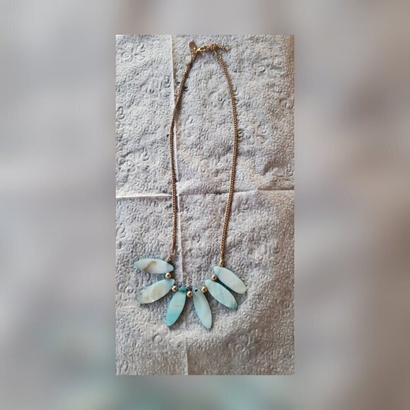Frosted Aqua Petals Pendant Necklace 🌴 - Picture 2 of 9